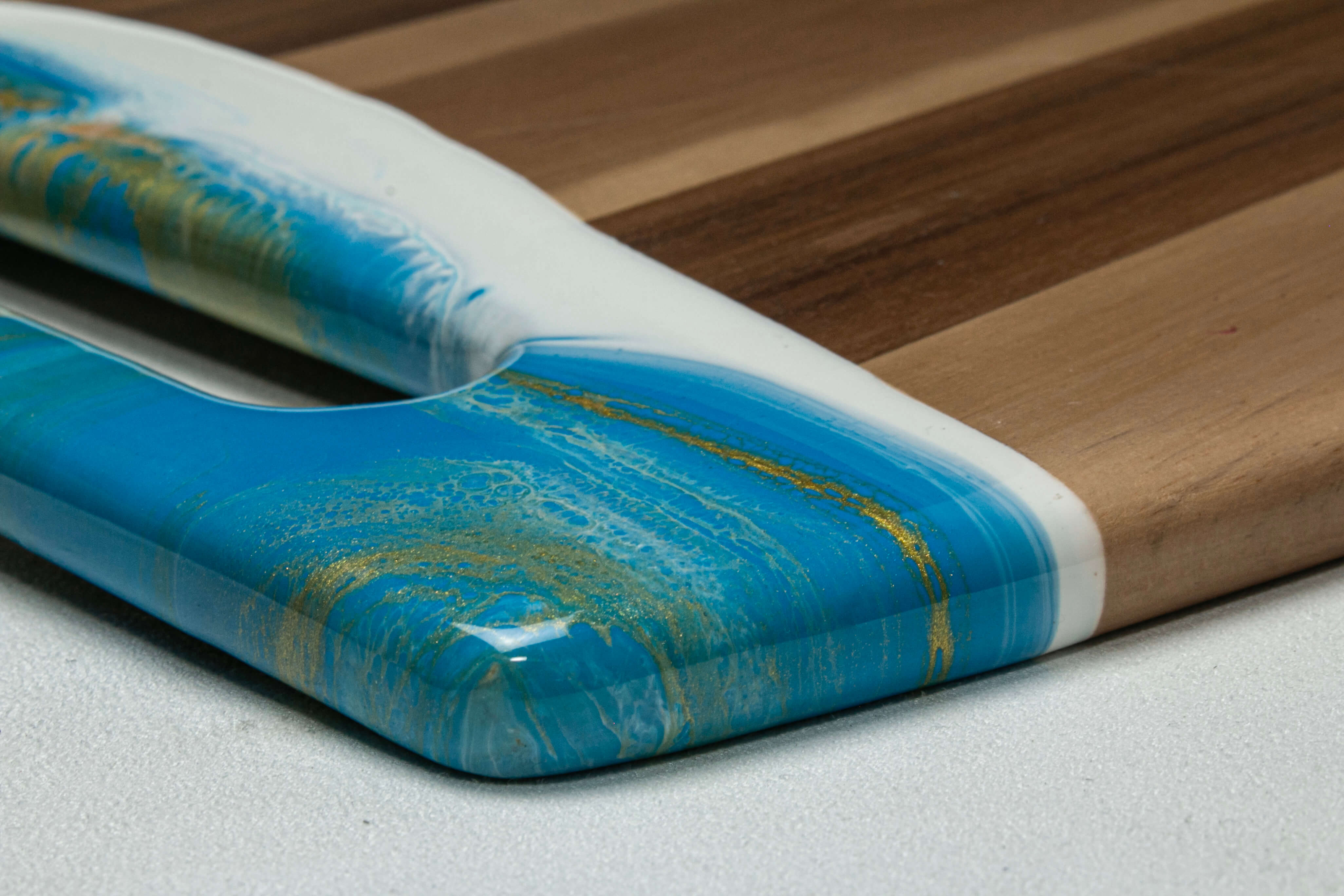 Acacia Charcuterie Board With 2 Handles