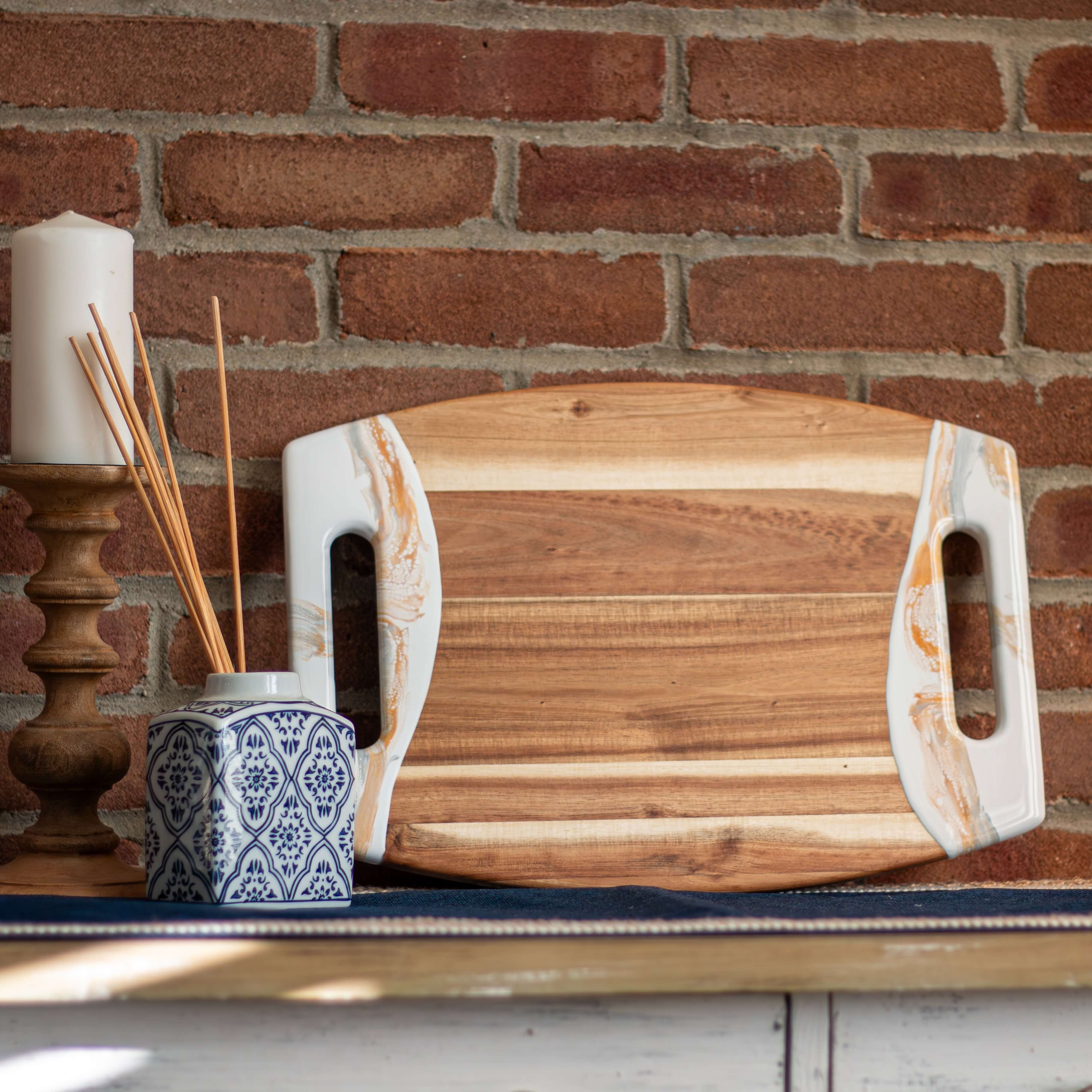 Acacia Charcuterie Board With 2 Handles