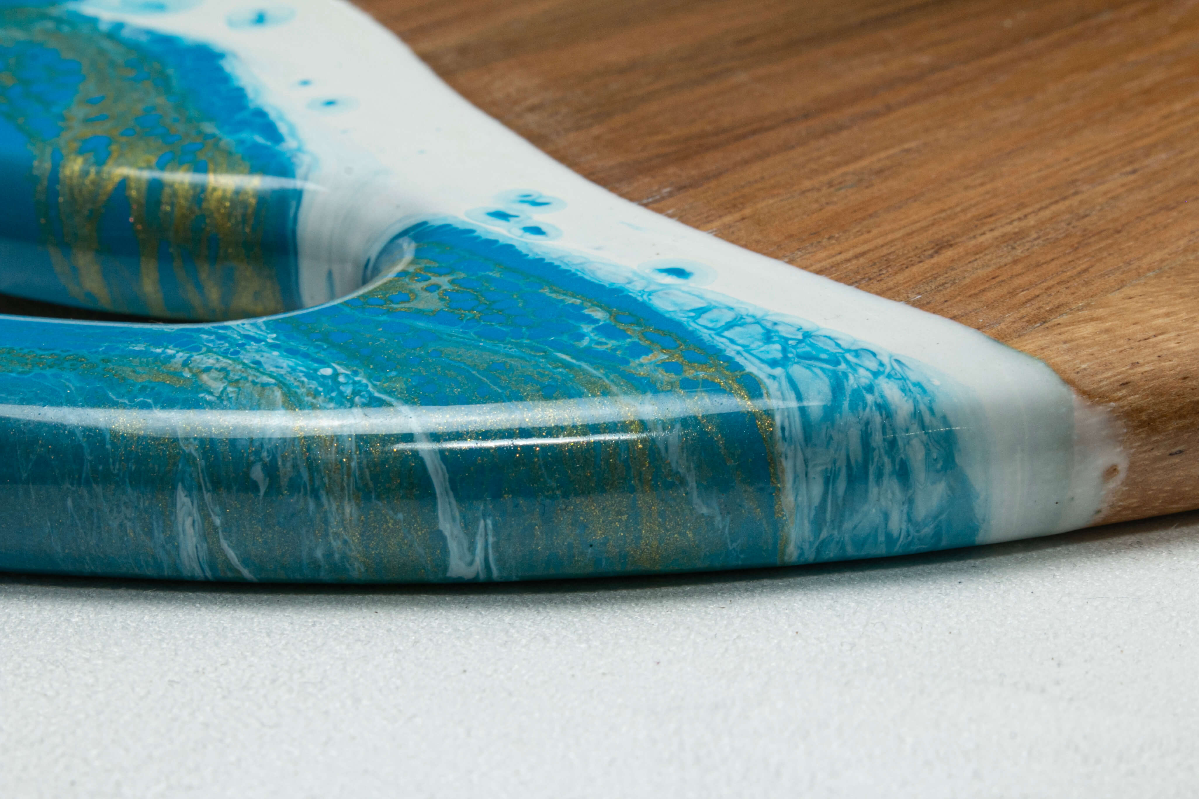 Acacia Charcuterie Board With 2 Handles