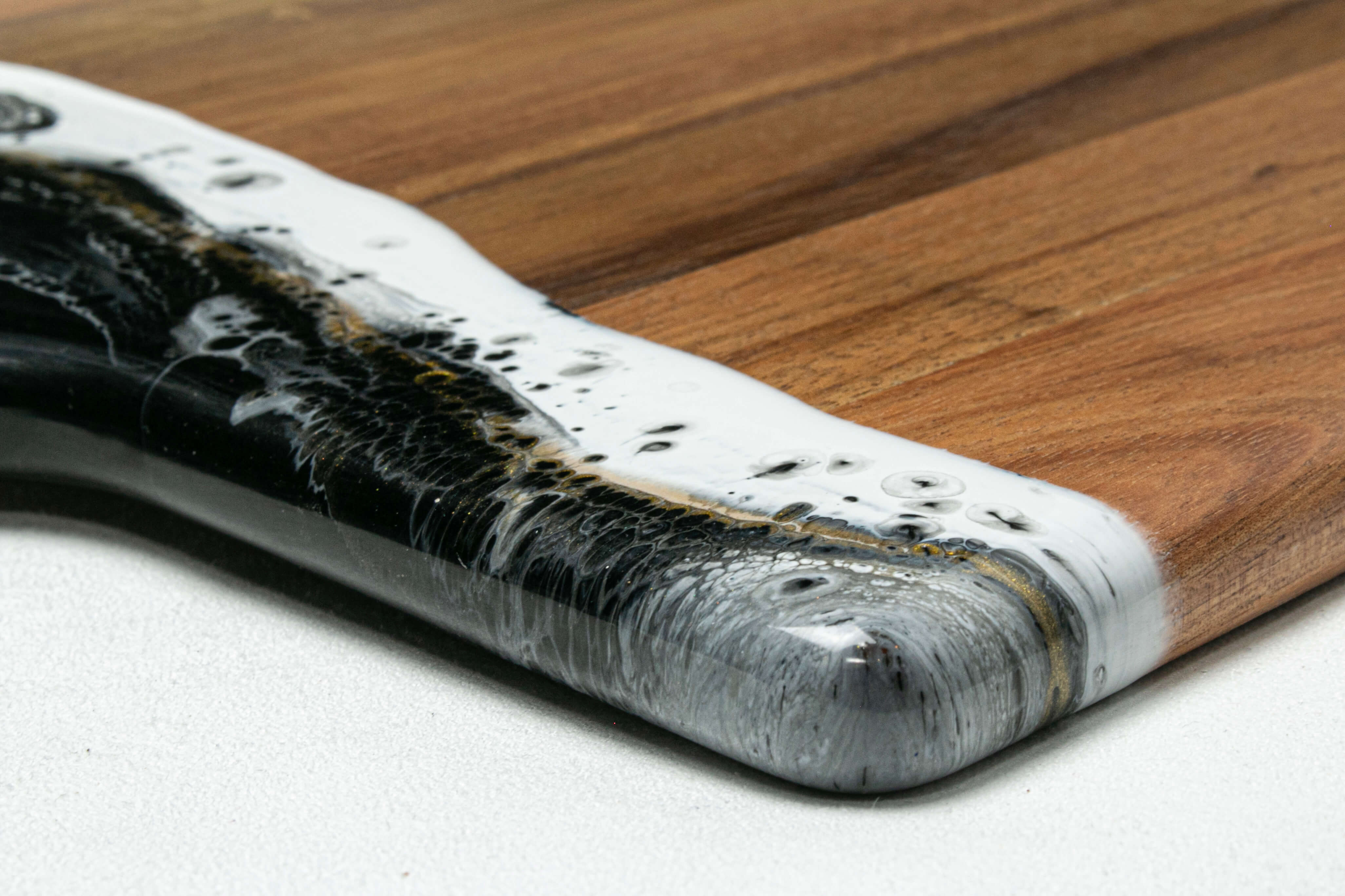 Acacia Charcuterie Board With 1 Handle